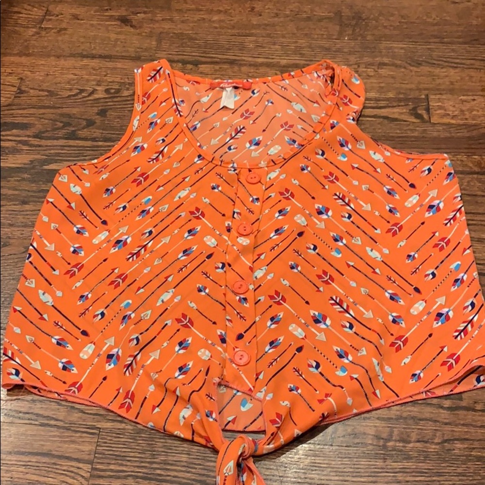 Cute arrow top